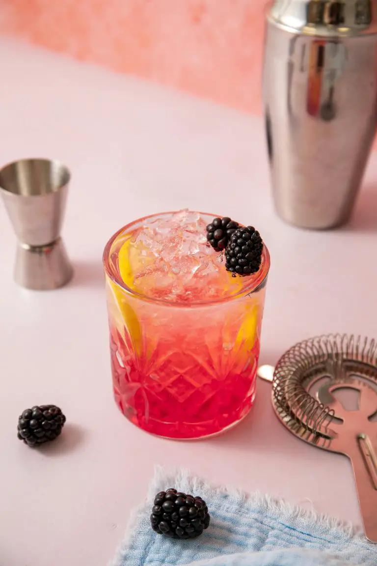 Mango Dragon Fruit Soda: A Tropical Fizz That’s Bold, Bright, and Beautiful