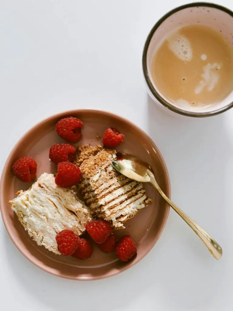 Crème Brûlée Cheesecake: Where Silky Custard Meets Creamy Dream