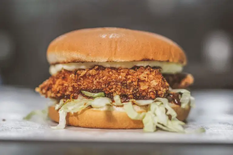 Chicken Caesar Salad Sandwich: Crunchy, Creamy, and Packed with Flavor